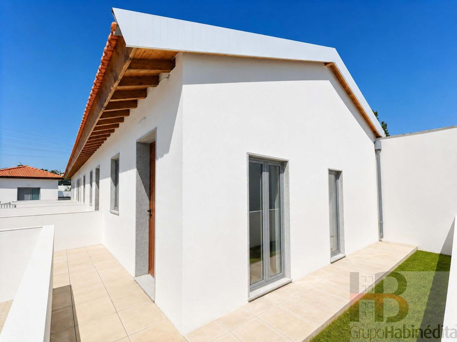 Habitação com jardim privativo
